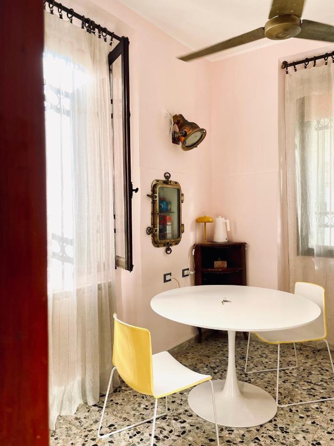 Venetian Pink Apartment In Dorsoduro Exterior foto